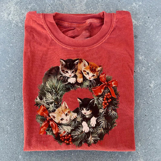 Retro 90s Cat Christmas T-shirt